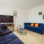 Maris-2 By Interhome * بولا