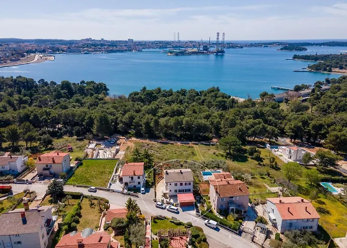 Apartamento Maris-2 By Interhome Pula