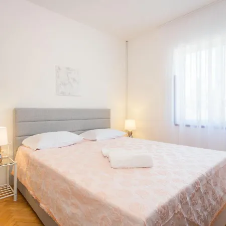 Apartmán Maris-2 By Interhome