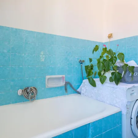 아파트 Maris-2 By Interhome 풀라