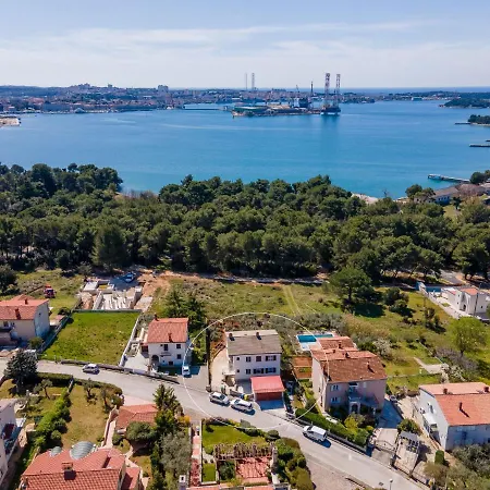 아파트 Maris-2 By Interhome 풀라