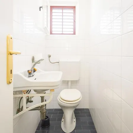 Maris-2 By Interhome Pula