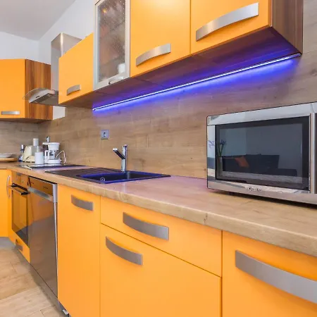 Maris-2 By Interhome * Pula